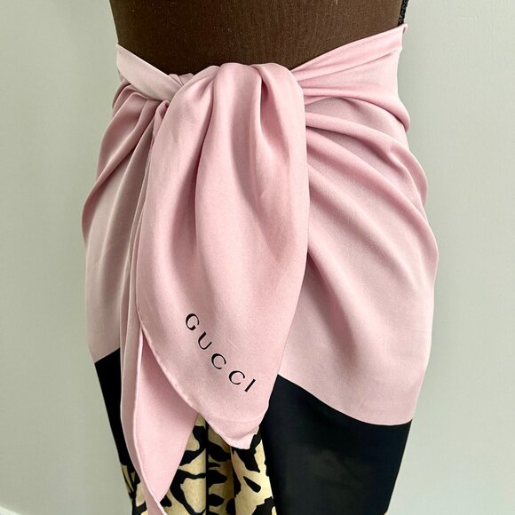 New Gucci Oversize Shawl Animal Print Pink Silk Wrap Scarf - Picture 5 of 16